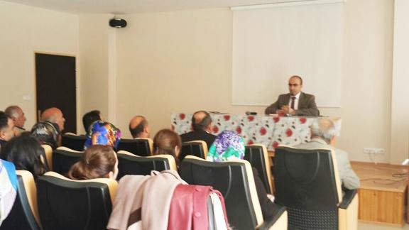 İlçe Kaymakamımız Sayın Mehmet Nurullah KARAMAN başkanlığında Okul ve Kurum Müdürleri ile İstişare ve Genel Değerlendirme Toplantısı Yapıldı.