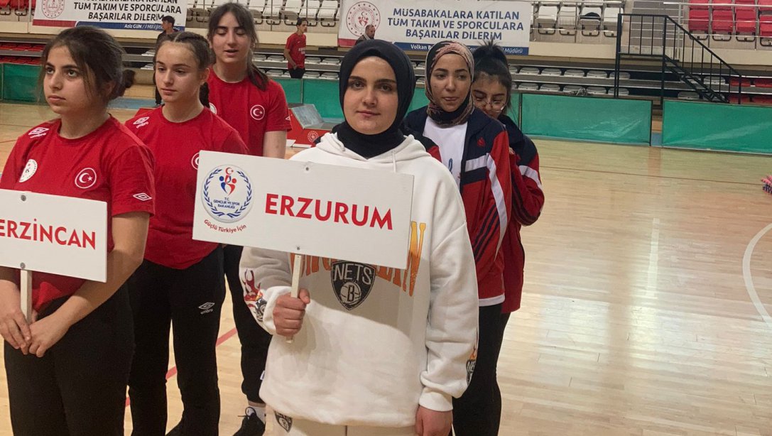 Öğrencimiz Zeynep Köroğlu Türkiye Müsabakalarına kazanmaya hak kazandı